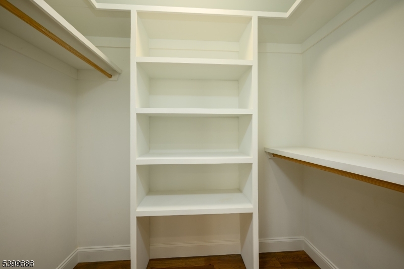 Clifton City, New Jersey, 07014, United States, 5 Bedrooms Bedrooms, ,4 BathroomsBathrooms,Residential,For Sale,2000653