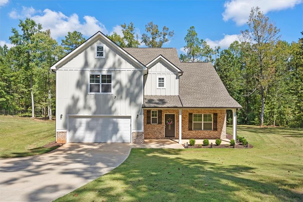 Hampton, Georgia, 30228, United States, 5 Bedrooms Bedrooms, ,4 BathroomsBathrooms,Residential,For Sale,1956814