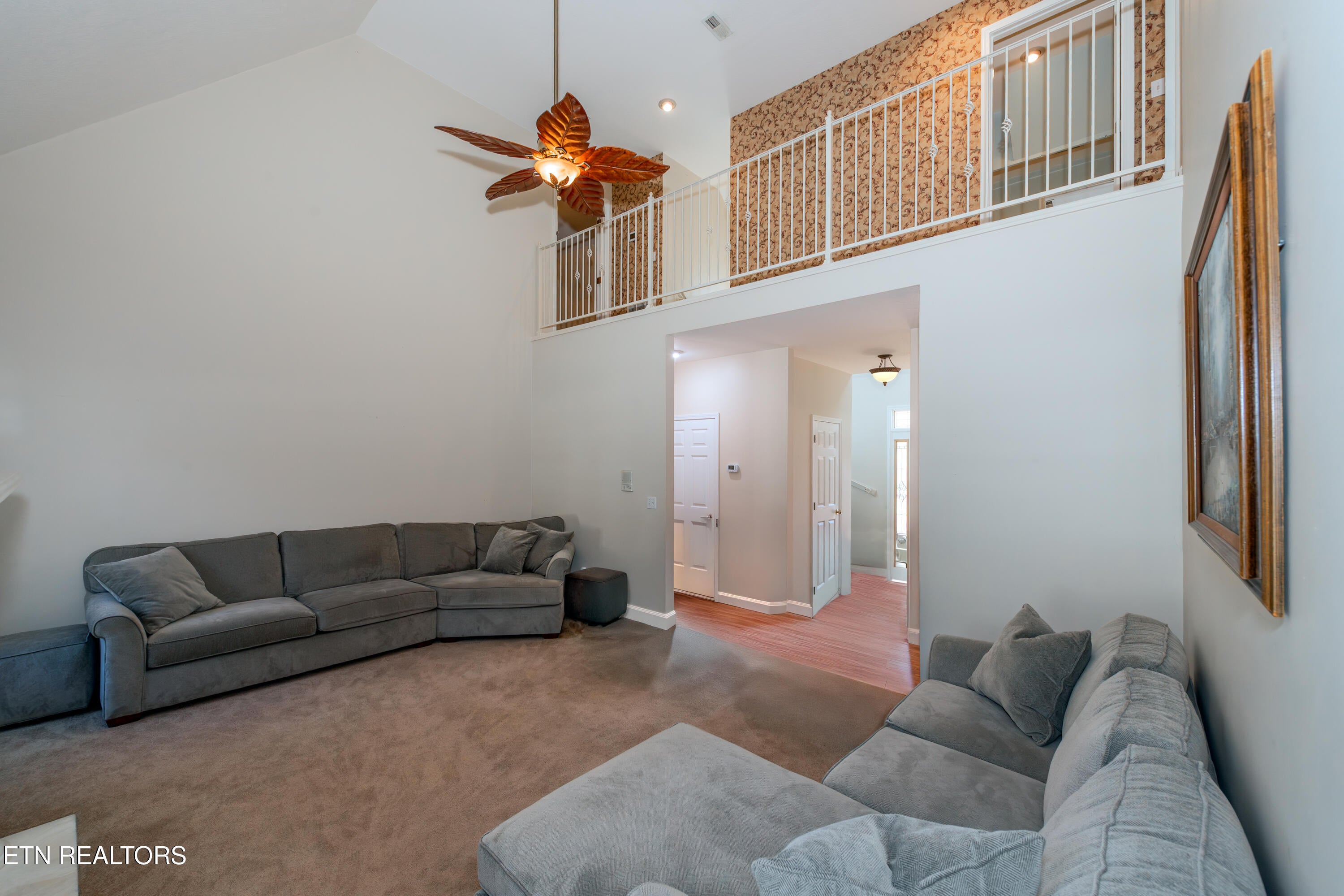 Harriman, Tennessee, 37748, United States, 3 Bedrooms Bedrooms, ,4 BathroomsBathrooms,Residential,For Sale,1989060