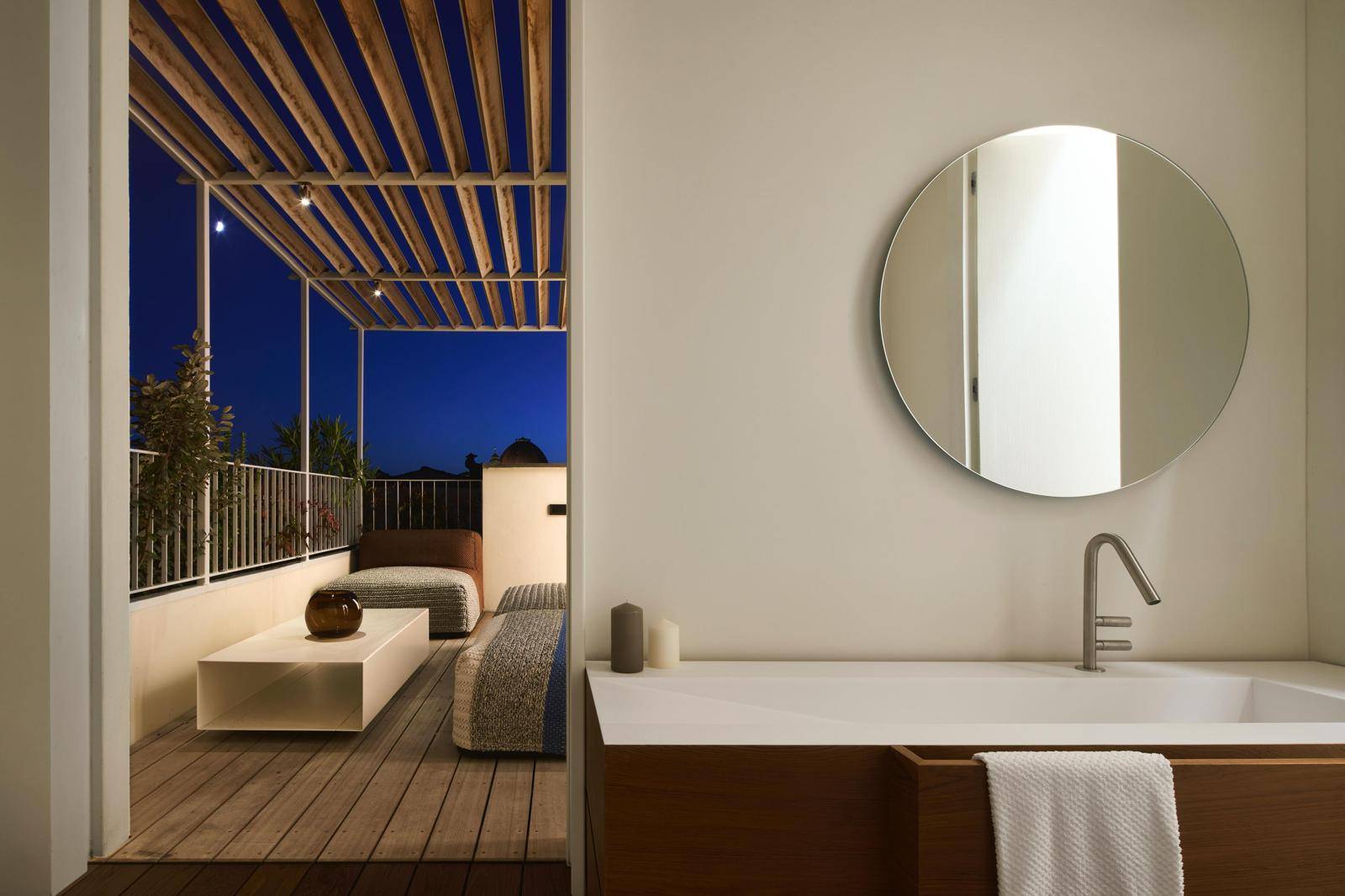 Firenze, Firenze, 50100, IT, 3 Bedrooms Bedrooms, ,3 BathroomsBathrooms,Residential,For Sale,1990289