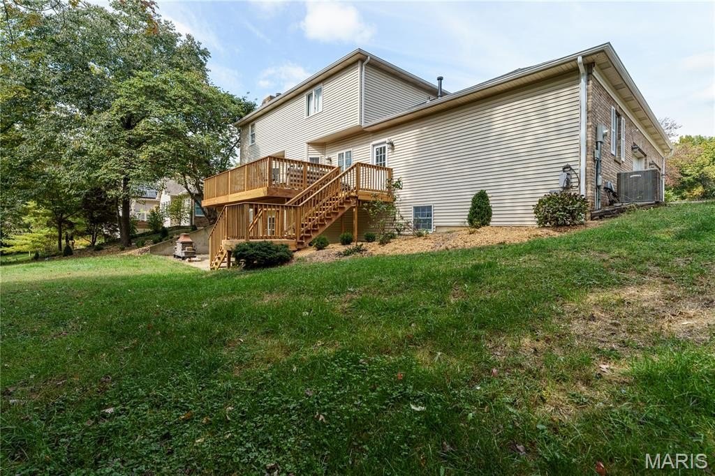 Glen Carbon, Illinois, 62034, United States, 5 Bedrooms Bedrooms, ,4 BathroomsBathrooms,Residential,For Sale,1977133