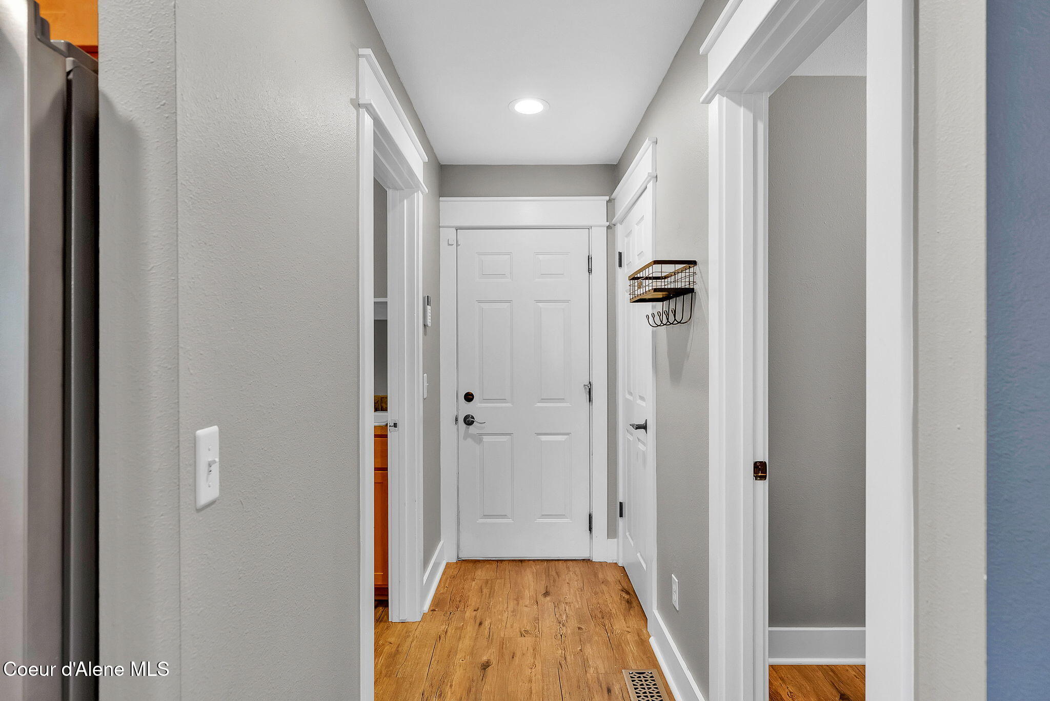 Coeur D'alene, Idaho, 83815, United States, 3 Bedrooms Bedrooms, ,2 BathroomsBathrooms,Residential,For Sale,1965651