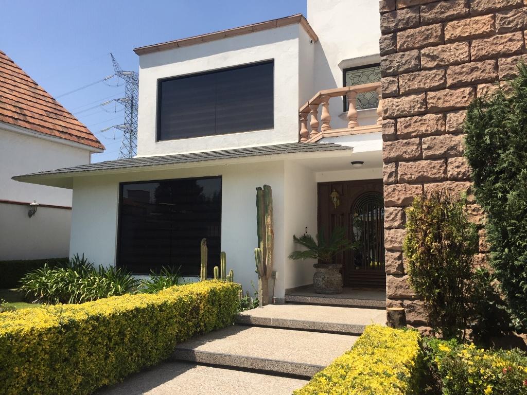 Paseo de Santa Ana, Metepec, Estado de México, 52172, Mexico, 3 Bedrooms Bedrooms, ,3 BathroomsBathrooms,Residential,For Sale,Paseo de Santa Ana,1549334