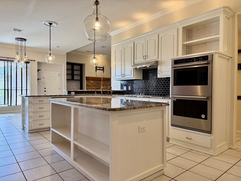 Midland, Texas, 79707, United States, 4 Bedrooms Bedrooms, ,3 BathroomsBathrooms,Residential,For Sale,1993878