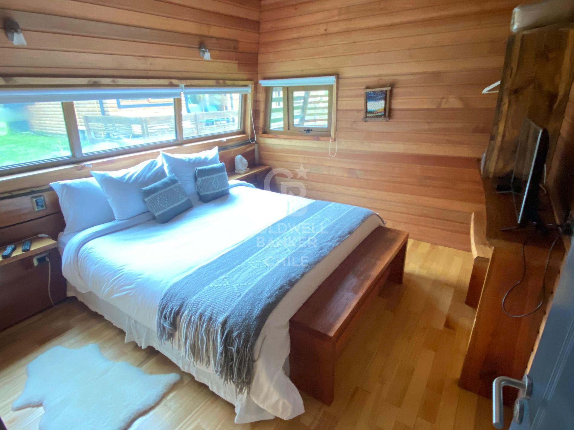 Osorno, Chile, 9 Bedrooms Bedrooms, ,5 BathroomsBathrooms,Residential,For Sale,1962517