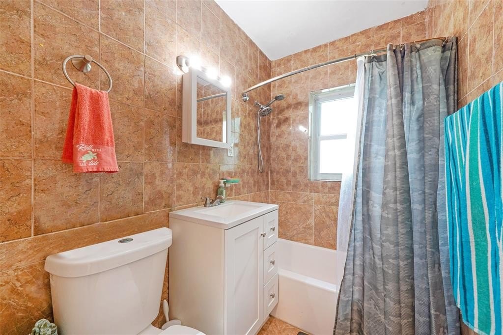 Miami, Florida, 33150, United States, 4 Bedrooms Bedrooms, ,3 BathroomsBathrooms,Residential,For Sale,2005857