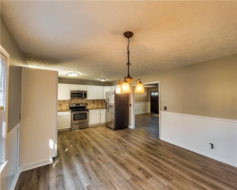 Woodstock, Georgia, 30188, United States, 4 Bedrooms Bedrooms, ,3 BathroomsBathrooms,Residential,For Sale,1974094