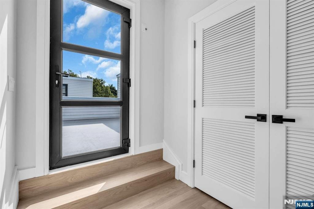 Jersey City, New Jersey, 07306, United States, 2 Bedrooms Bedrooms, ,2 BathroomsBathrooms,Residential,For Sale,1926297