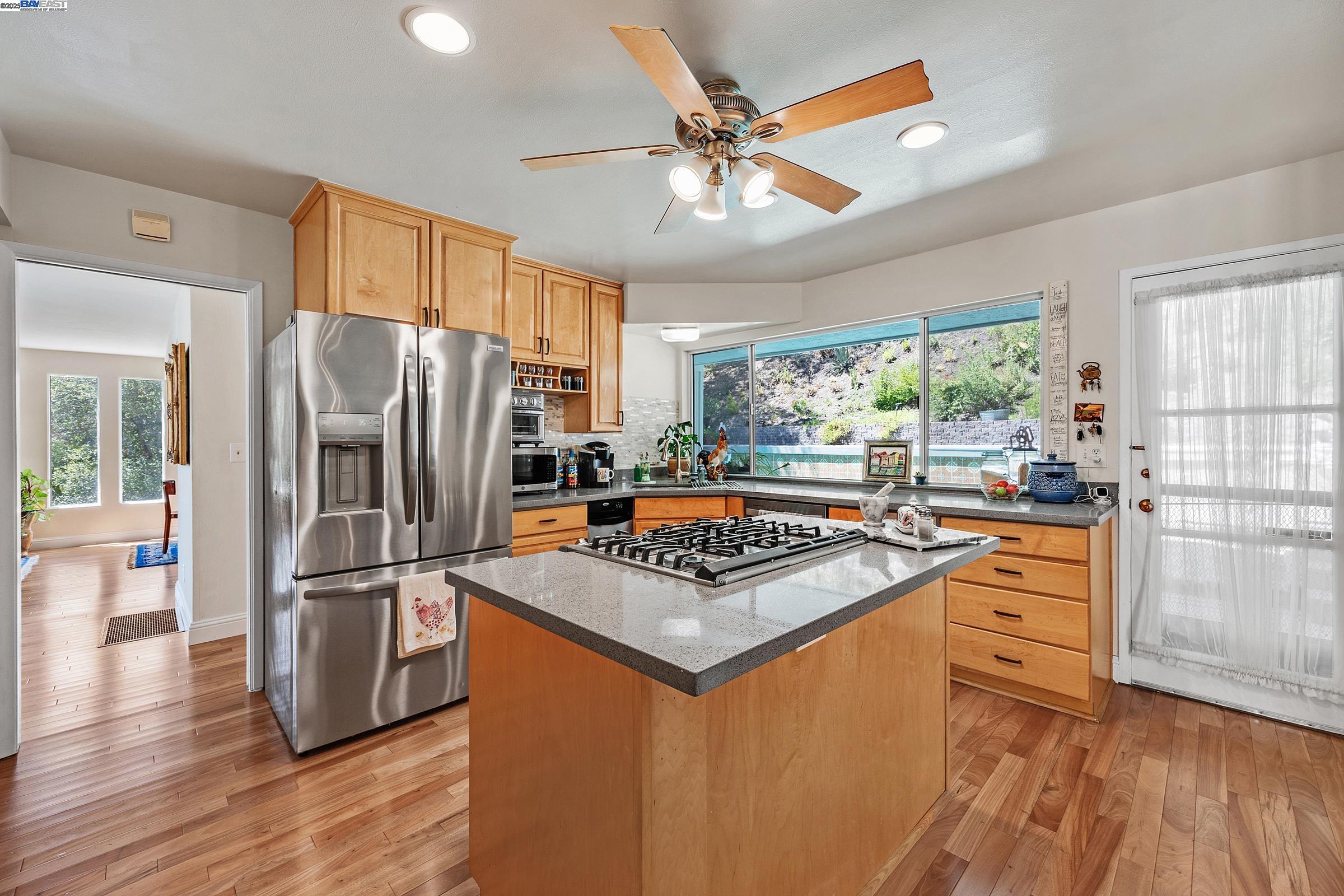 Alamo, California, 94507, United States, 4 Bedrooms Bedrooms, ,3 BathroomsBathrooms,Residential,For Sale,1907396