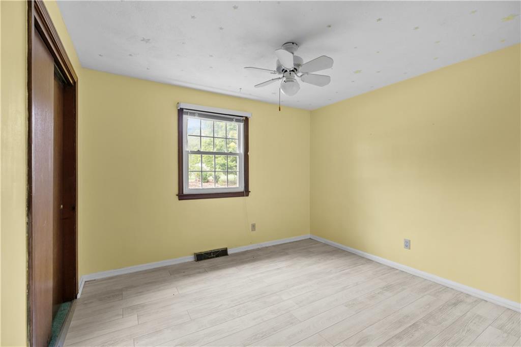 North Kingstown, Rhode Island, 02852, United States, 3 Bedrooms Bedrooms, ,2 BathroomsBathrooms,Residential,For Sale,1976998