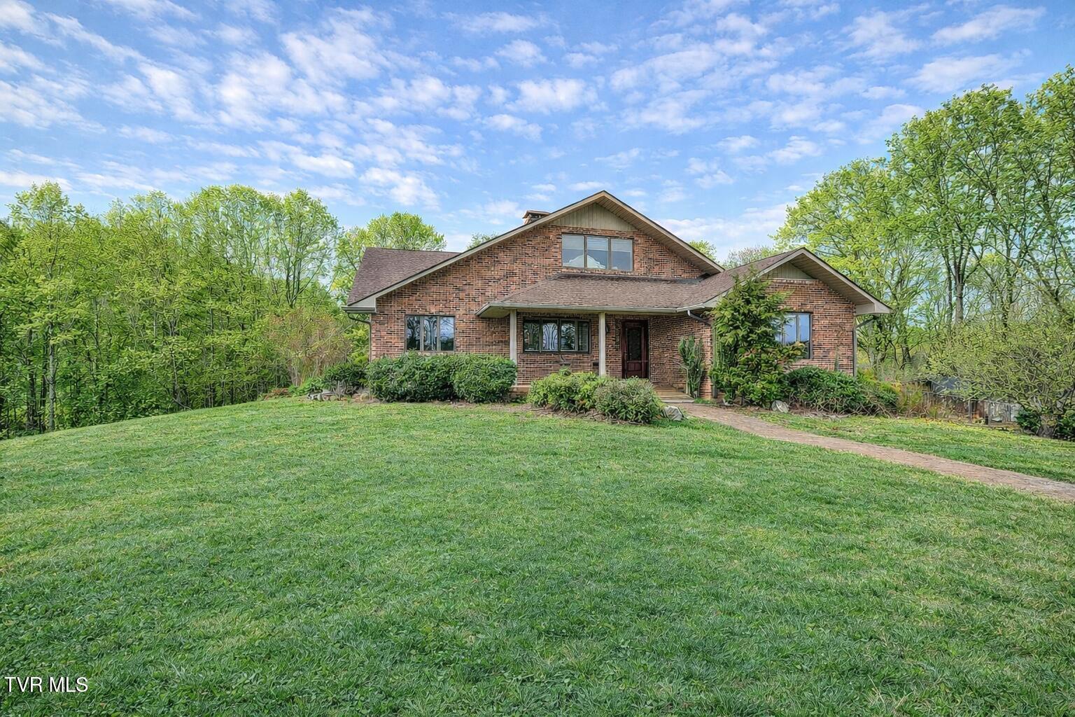Jonesborough, Tennessee, 37659, United States, 6 Bedrooms Bedrooms, ,6 BathroomsBathrooms,Residential,For Sale,2011777