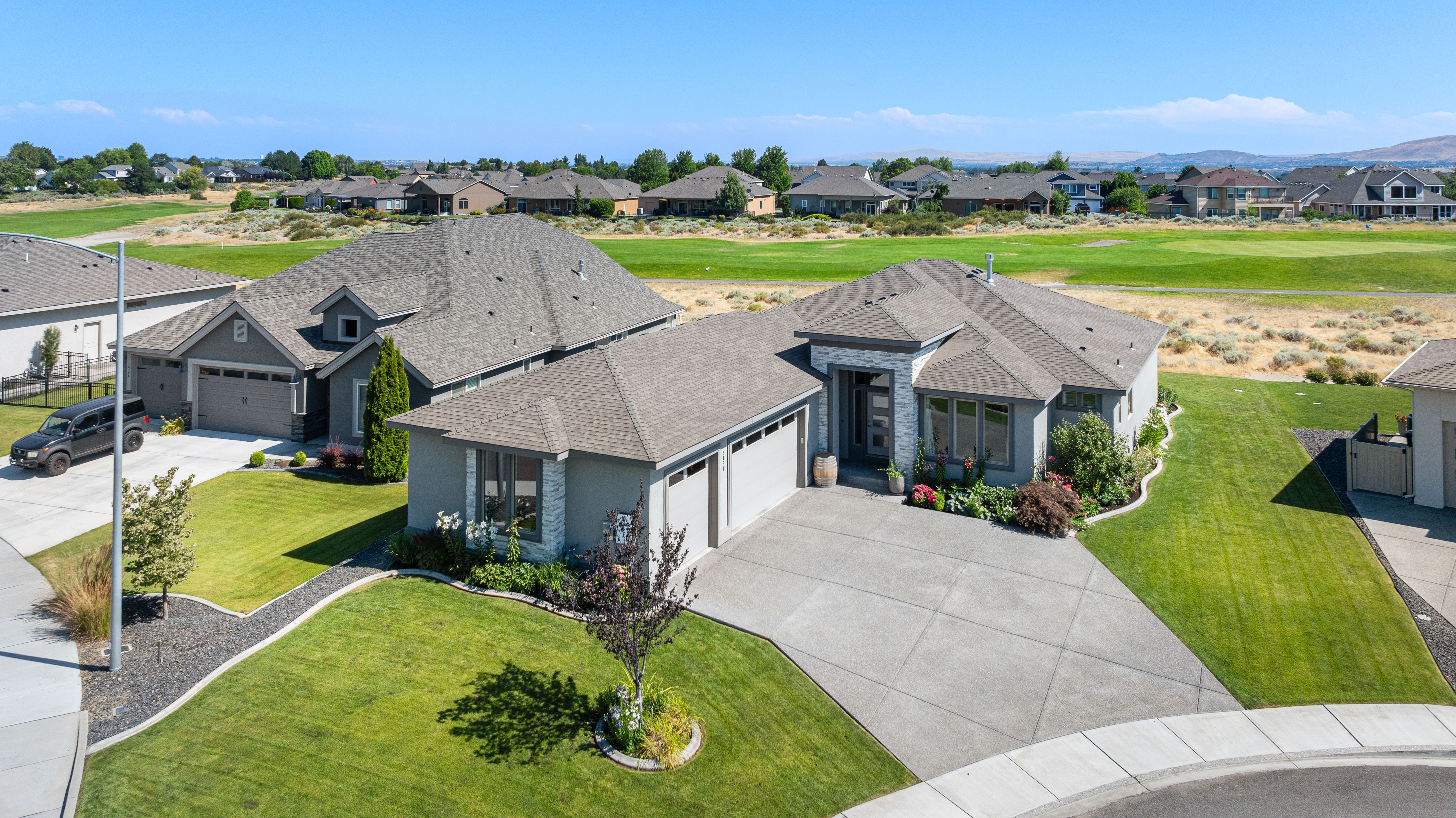  Golf Course Luxury in Horn Rapids - 物件實景