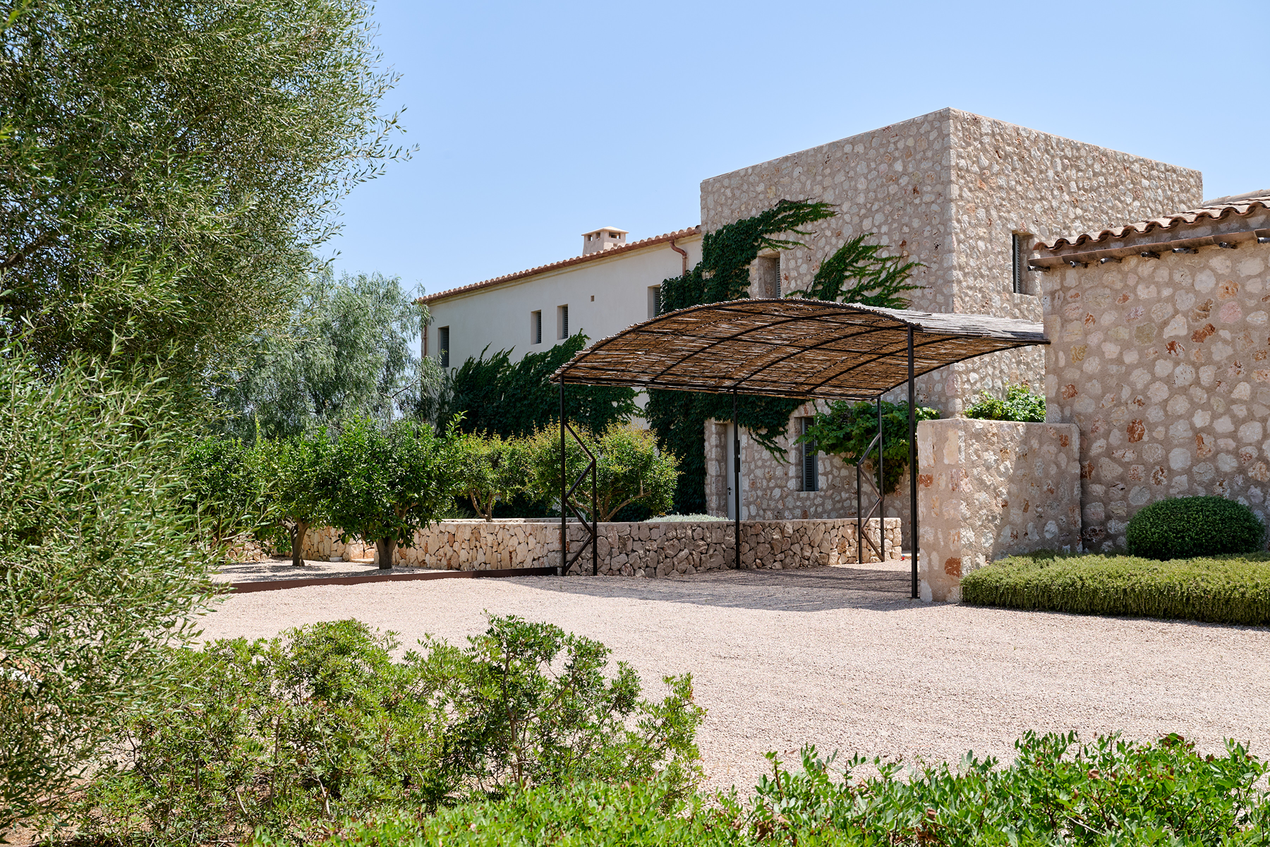  Mallorcan estate with pool and sea views in Portocolom, Mallorca - 物件實景