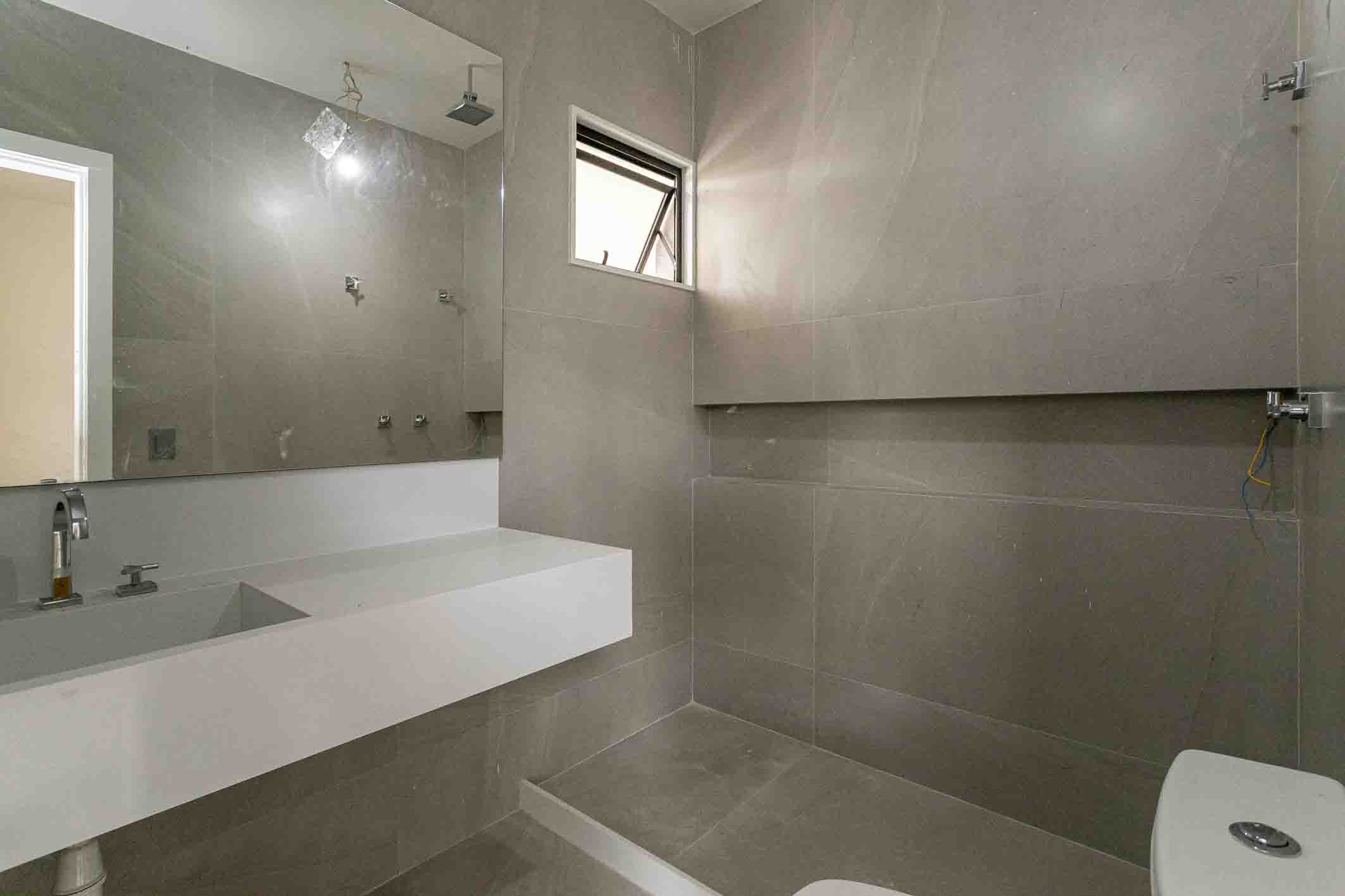  Contemporary house in a sought-after condominium - 物件實景