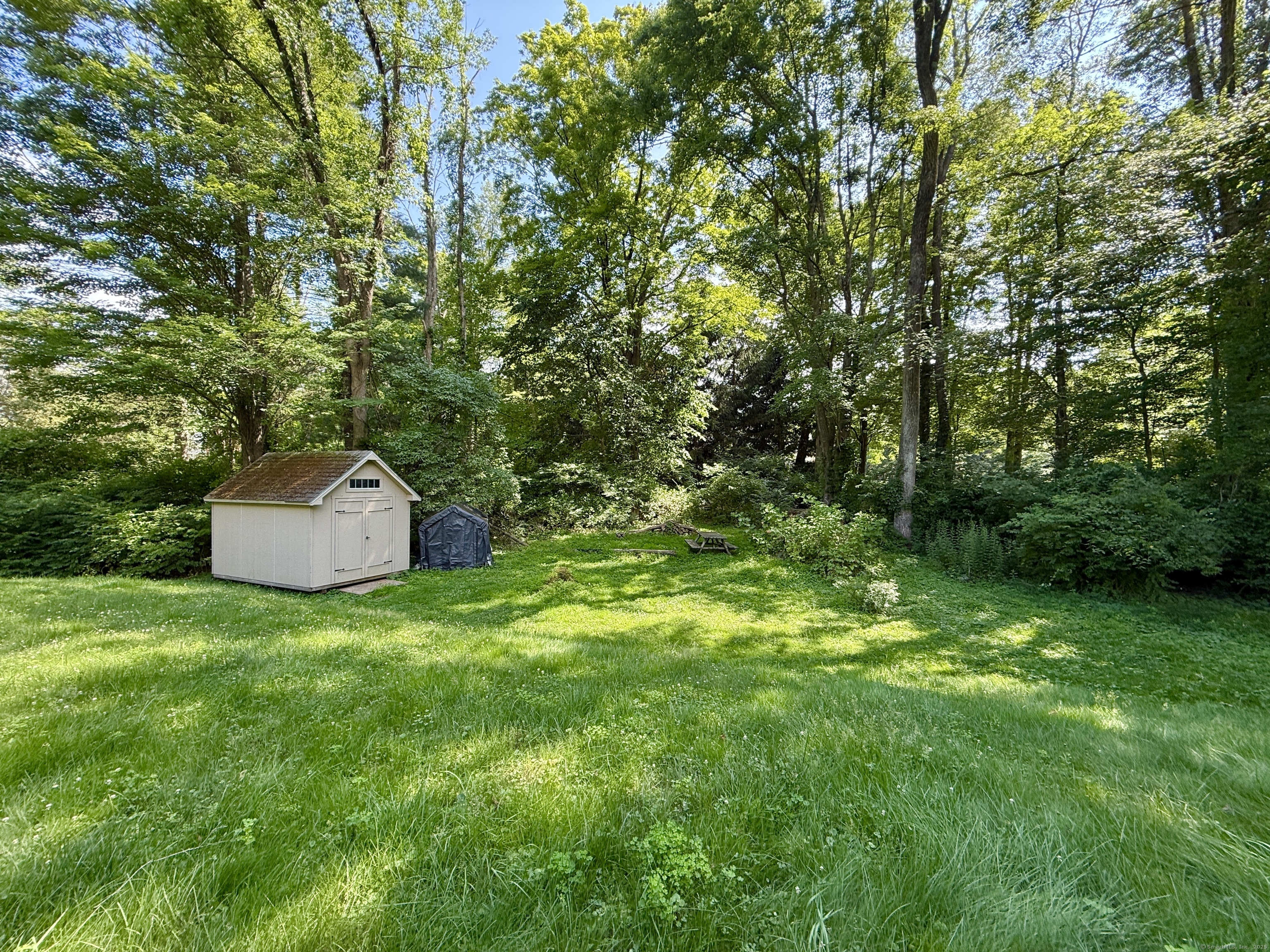 Redding, Connecticut, 06896, United States, 4 Bedrooms Bedrooms, ,2 BathroomsBathrooms,Residential,For Sale,1838062