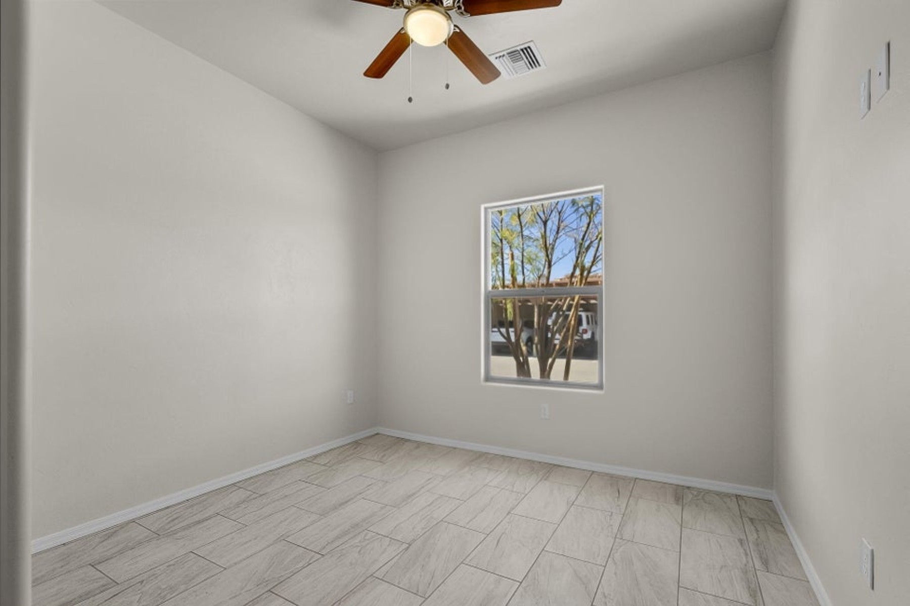  1605 Golden Gate Way¦Nogales, AZ - 物件實景