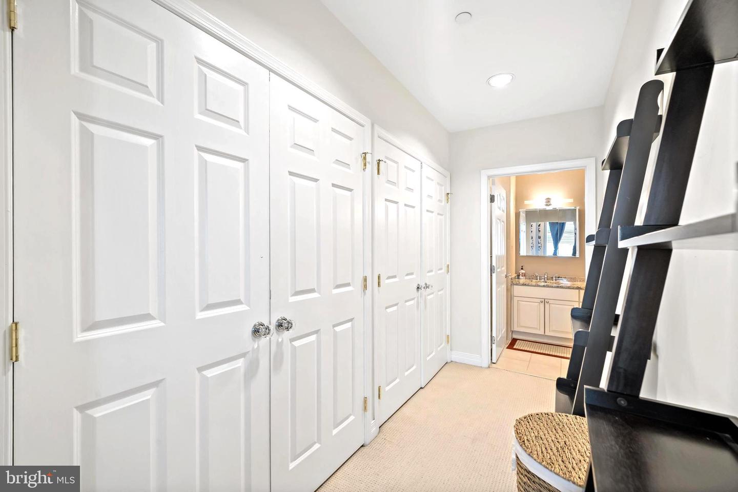 Philadelphia, Pennsylvania, 19103, United States, 2 Bedrooms Bedrooms, ,2 BathroomsBathrooms,Residential,For Sale,1901854