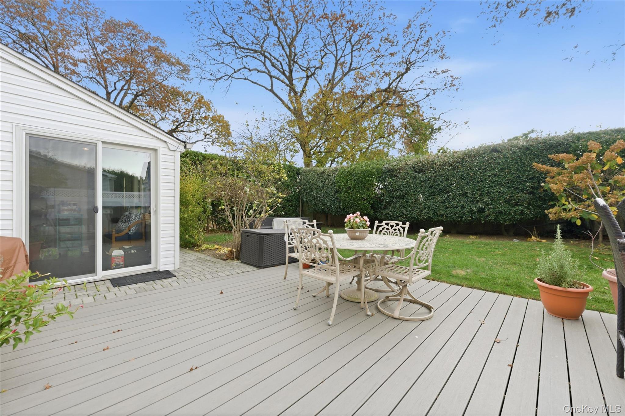 Oceanside, New York, 11572, United States, 3 Bedrooms Bedrooms, ,3 BathroomsBathrooms,Residential,For Sale,1990988