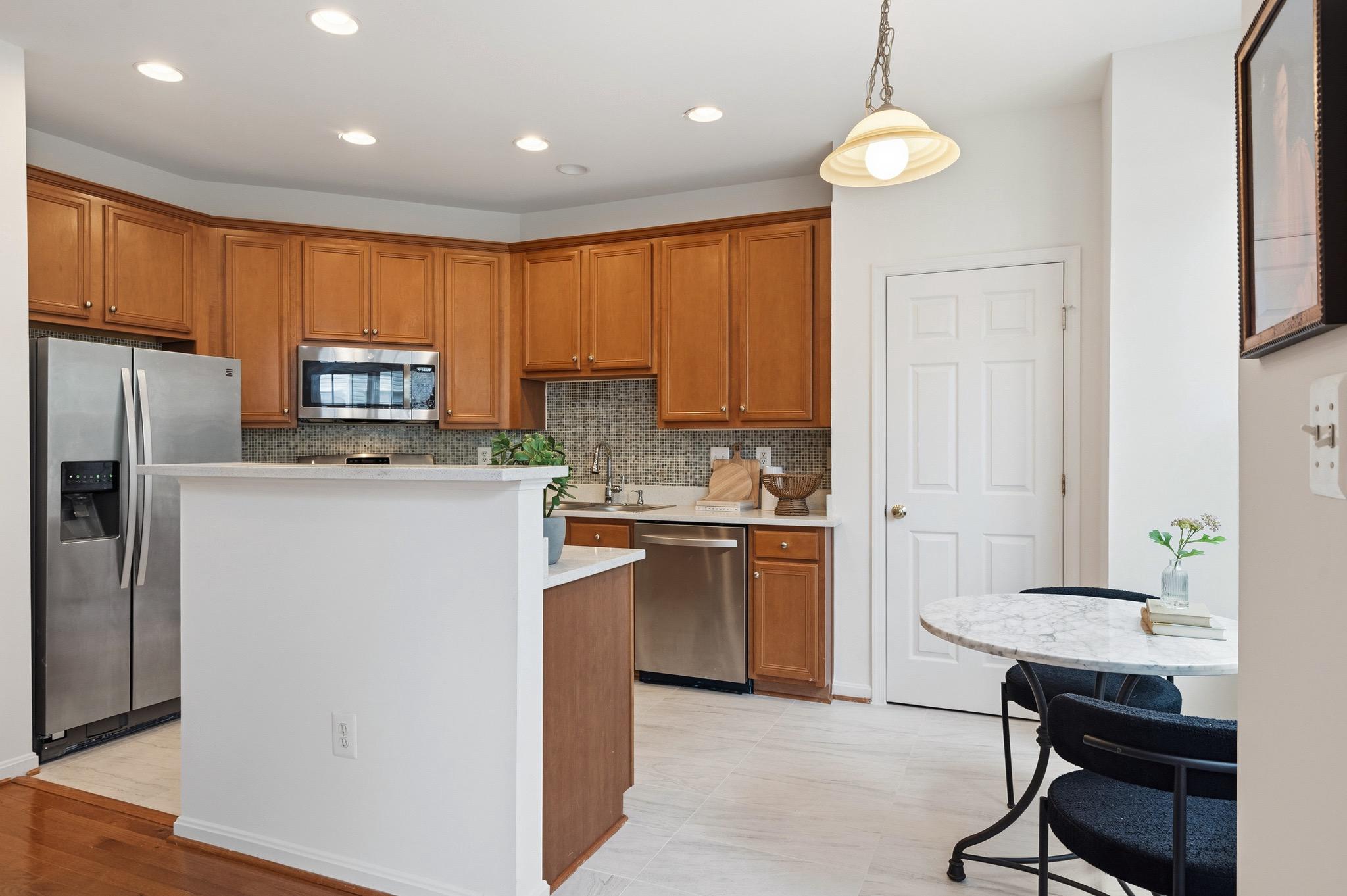  2313 Huntington Station Court, Alexandria, VA, 22303 - 物件實景