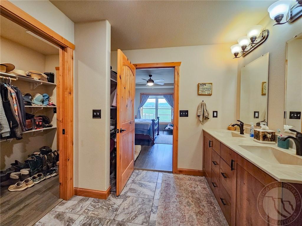 Roberts, Montana, 59070, United States, 3 Bedrooms Bedrooms, ,2 BathroomsBathrooms,Residential,For Sale,1827858