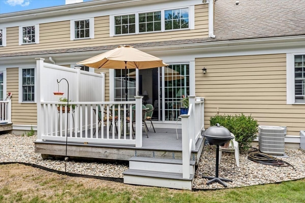 Marshfield, Massachusetts, 02050, United States, 2 Bedrooms Bedrooms, ,3 BathroomsBathrooms,Residential,For Sale,1938601