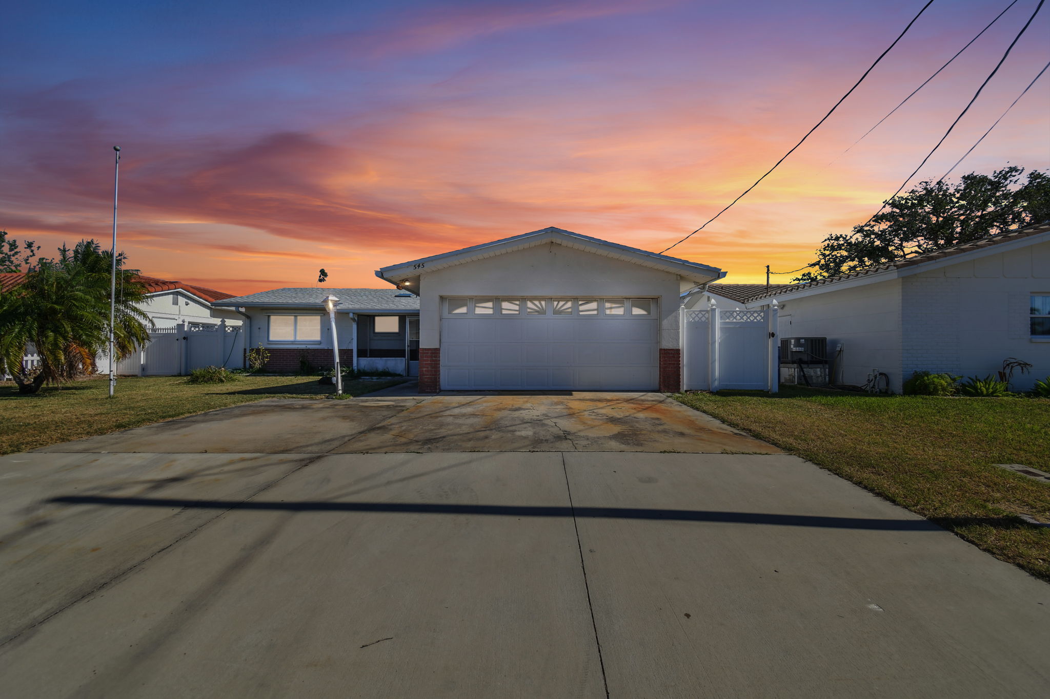 Madeira Beach, Florida, 33708, United States, 3 Bedrooms Bedrooms, ,2 BathroomsBathrooms,Residential,For Sale,1943278