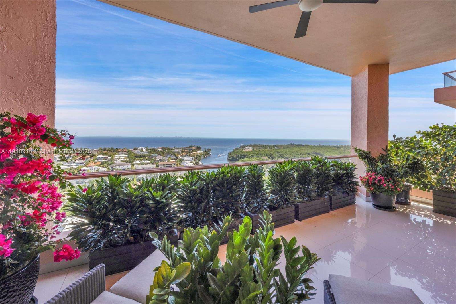 Coral Gables, Florida, 33133, United States, 3 Bedrooms Bedrooms, ,4 BathroomsBathrooms,Residential,For Sale,1989420