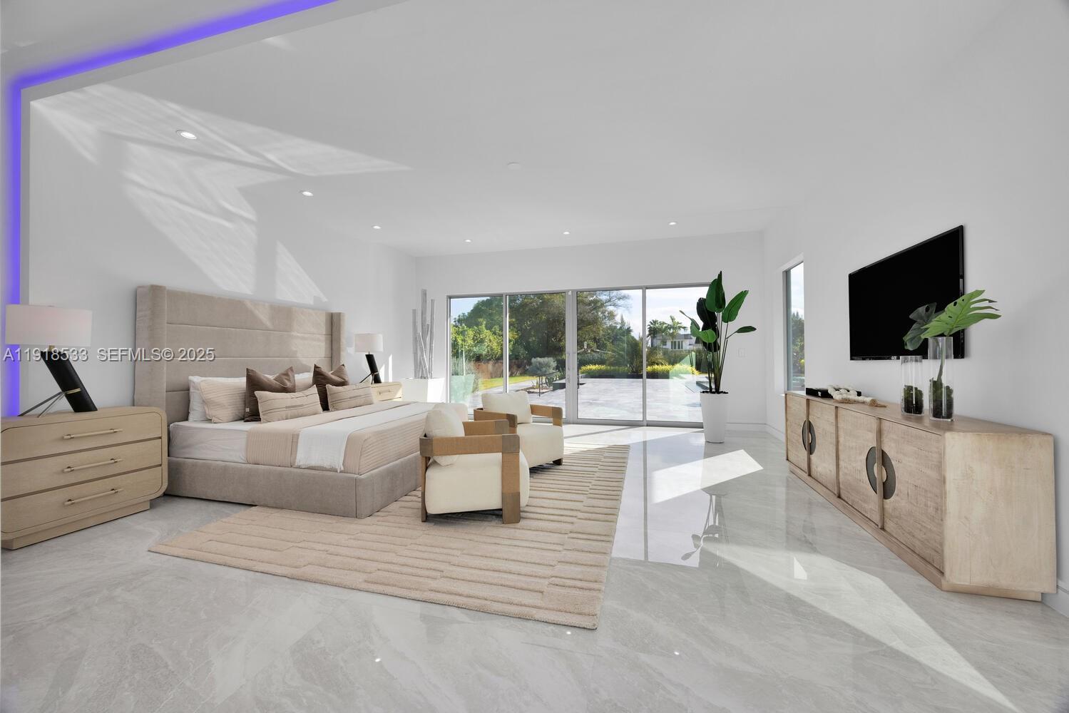 Miami, Florida, 33173, United States, 6 Bedrooms Bedrooms, ,7 BathroomsBathrooms,Residential,For Sale,2001798