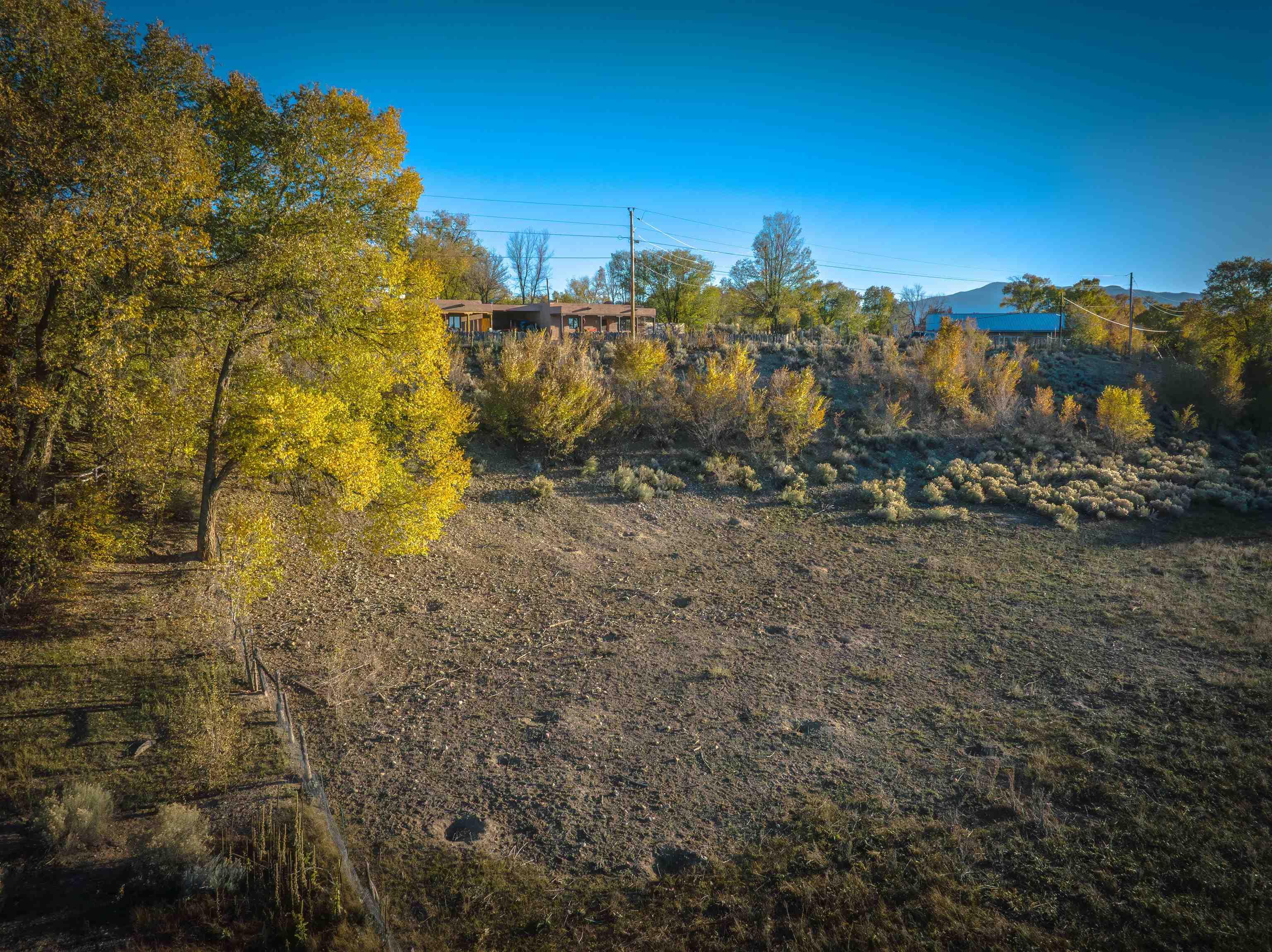 Taos, New Mexico, 87571, United States, 2 Bedrooms Bedrooms, ,2 BathroomsBathrooms,Residential,For Sale,1991479