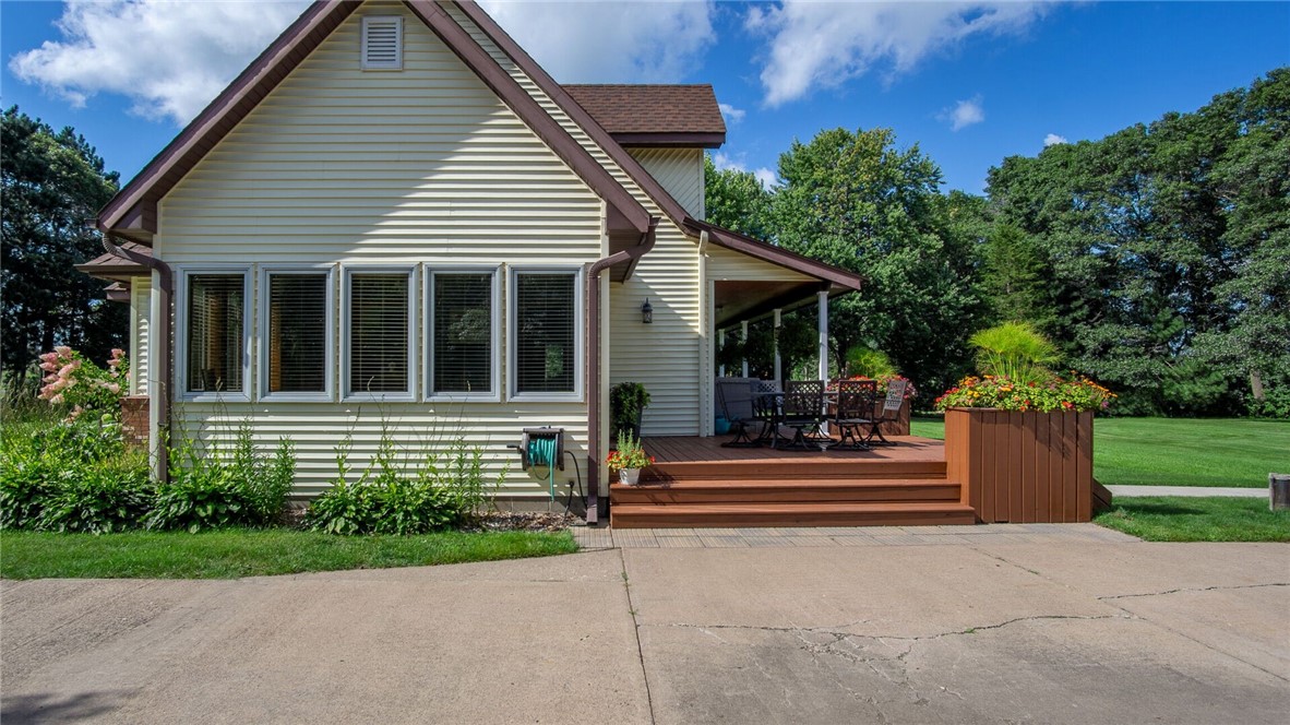 Bloomer, Wisconsin, 54724, United States, 4 Bedrooms Bedrooms, ,3 BathroomsBathrooms,Residential,For Sale,1983863