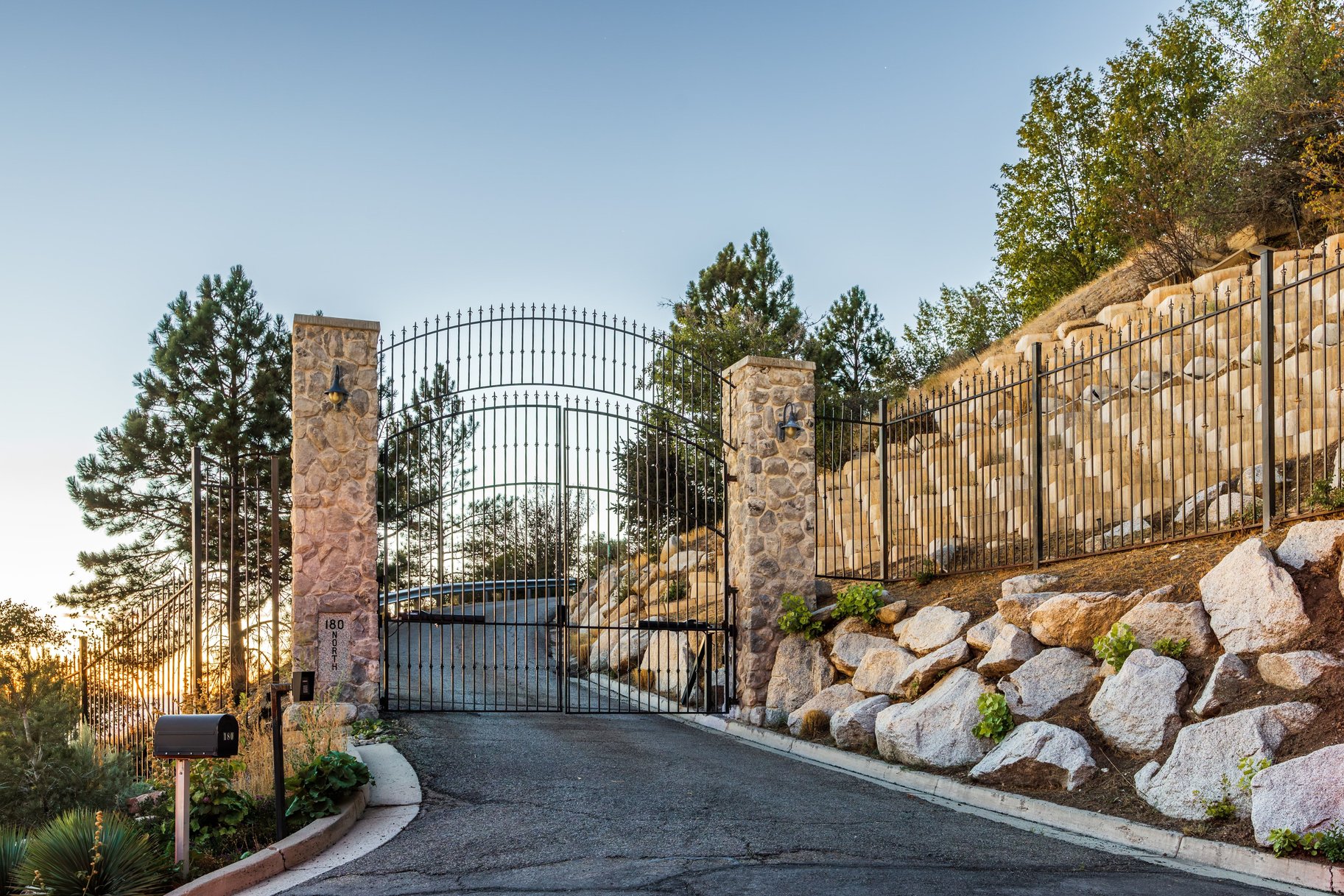  European Estate with Huge Views of the Valley - 物件實景