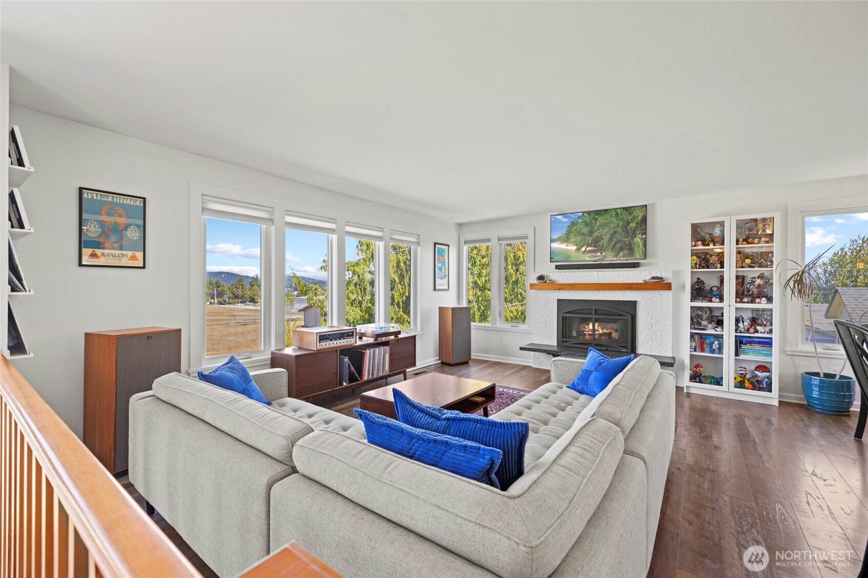 Anacortes, Washington, 98221, United States, 3 Bedrooms Bedrooms, ,1 BathroomBathrooms,Residential,For Sale,1914220