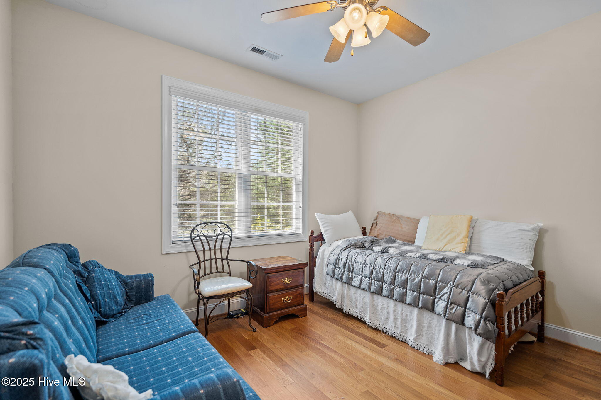 Wilmington, North Carolina, 28409, United States, 2 Bedrooms Bedrooms, ,2 BathroomsBathrooms,Residential,For Sale,1982803