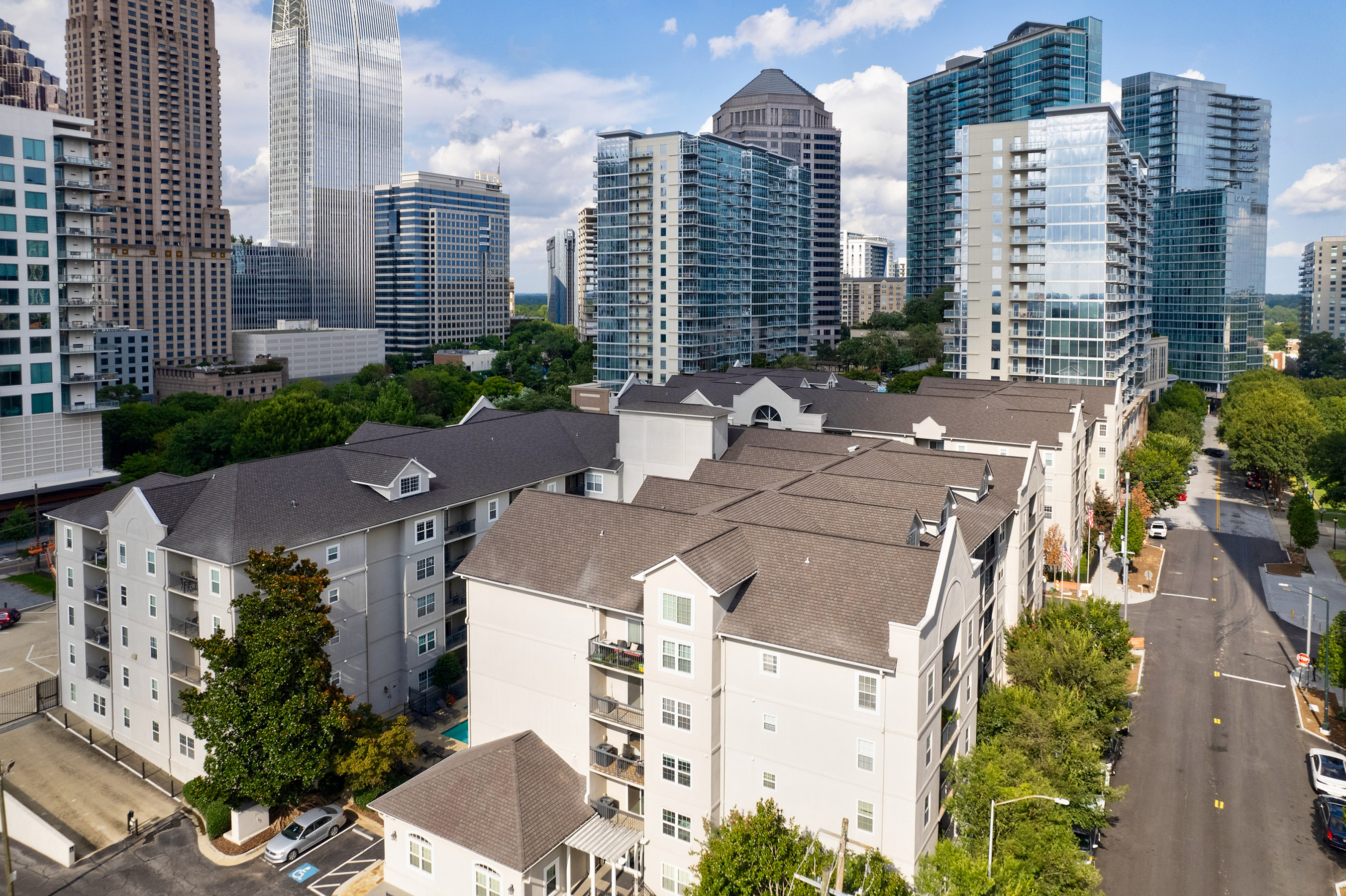  Peachtree Walk - Sought After Midtown Retreat - 物件實景