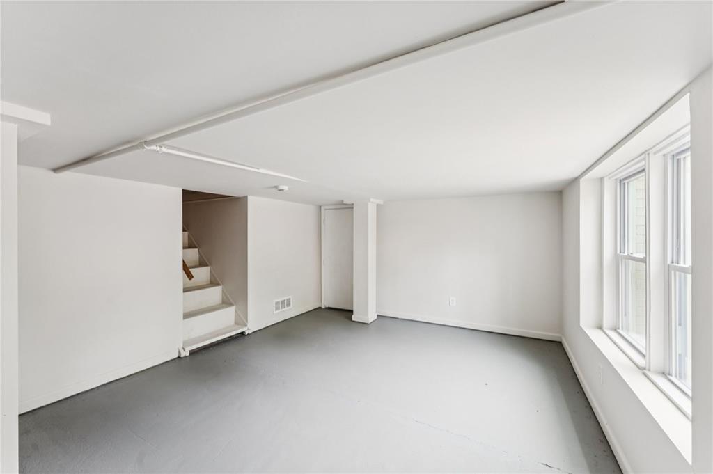 Atlanta, Georgia, 30338, United States, 3 Bedrooms Bedrooms, ,2 BathroomsBathrooms,Residential,For Sale,2037309