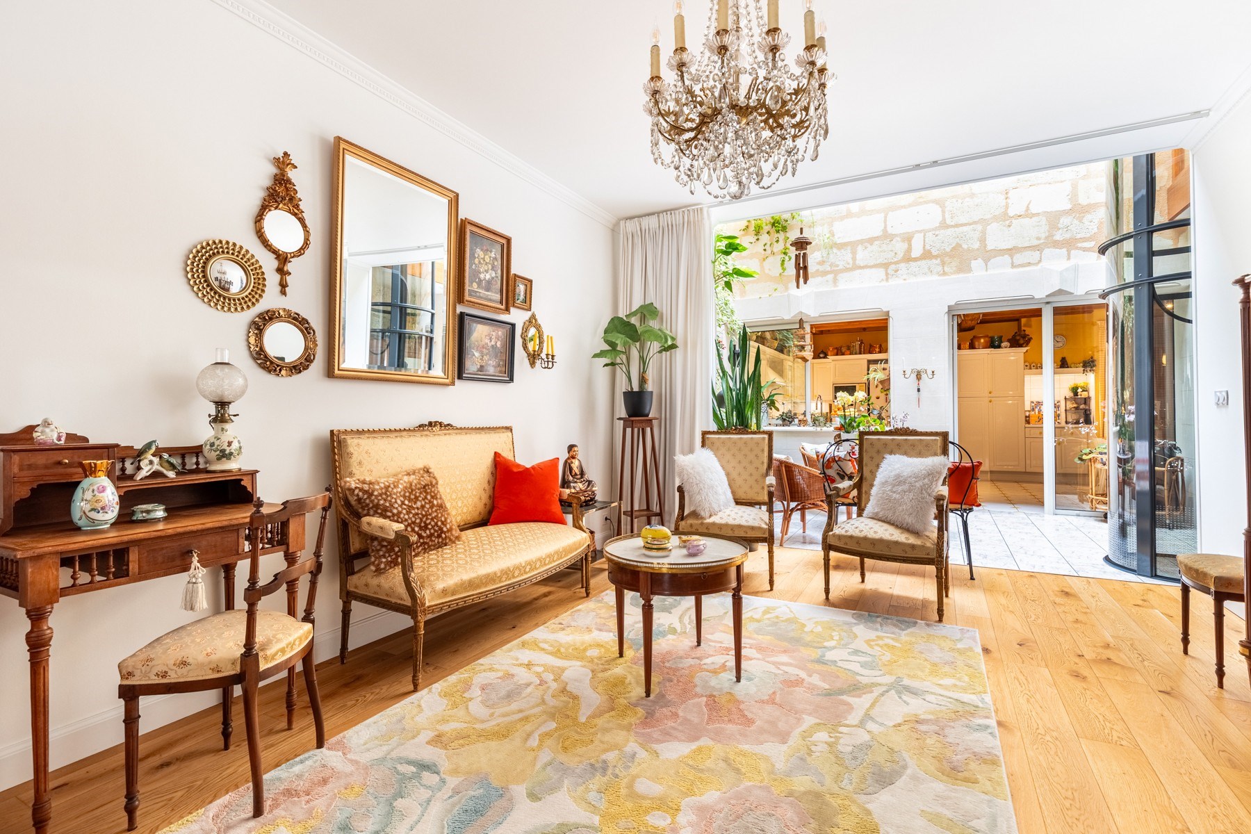  BORDEAUX – PUBLIC GARDEN – STONE TOWNHOUSE – PATIO – 250 SQM – GARAGE – ELEVATOR - 物件實景