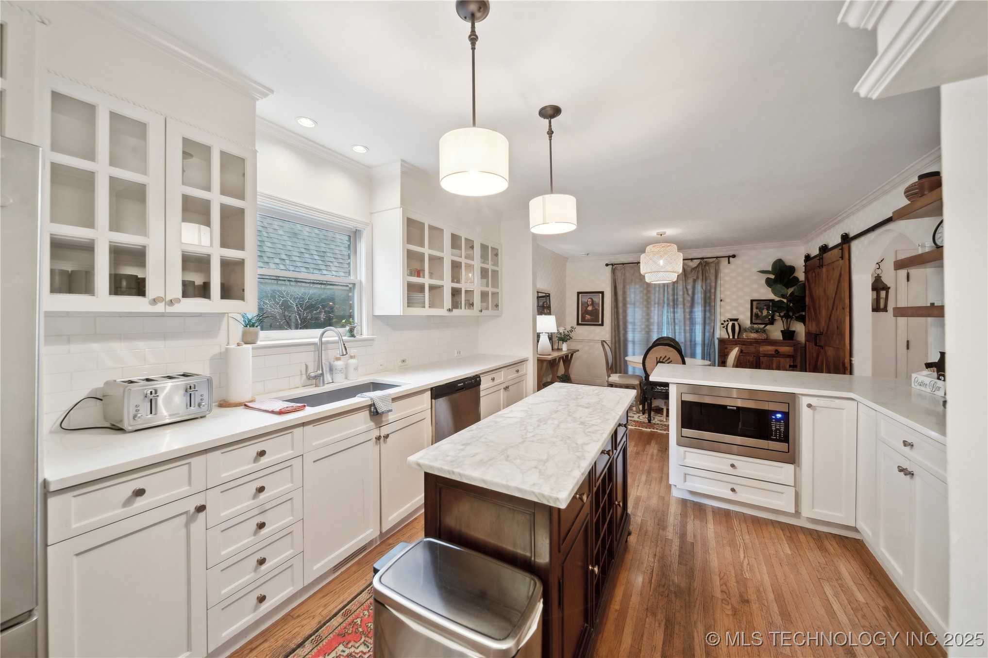 Tulsa, Oklahoma, 74114, United States, 4 Bedrooms Bedrooms, ,4 BathroomsBathrooms,Residential,For Sale,1795496
