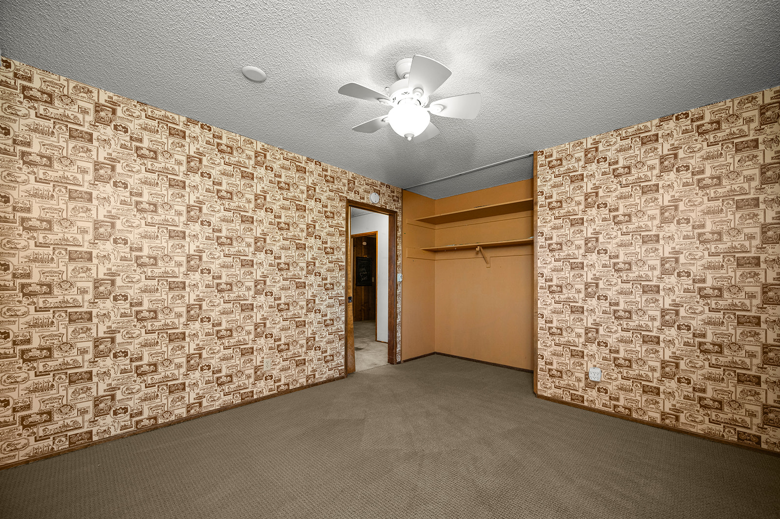 Big Bear City, California, 92314, United States, 4 Bedrooms Bedrooms, ,3 BathroomsBathrooms,Residential,For Sale,2000367