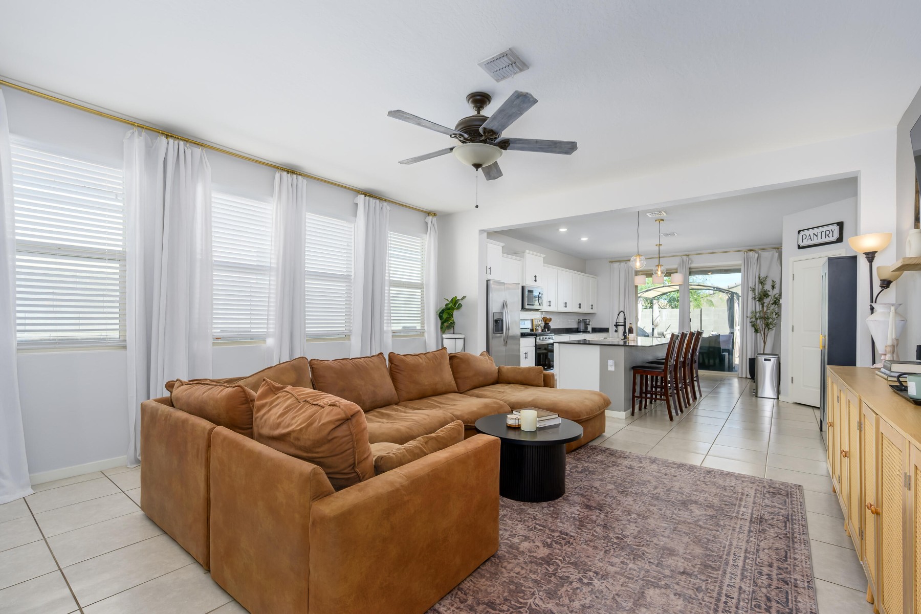  4240 W Coneflower Lane  San Tan Valley, AZ - 物件實景