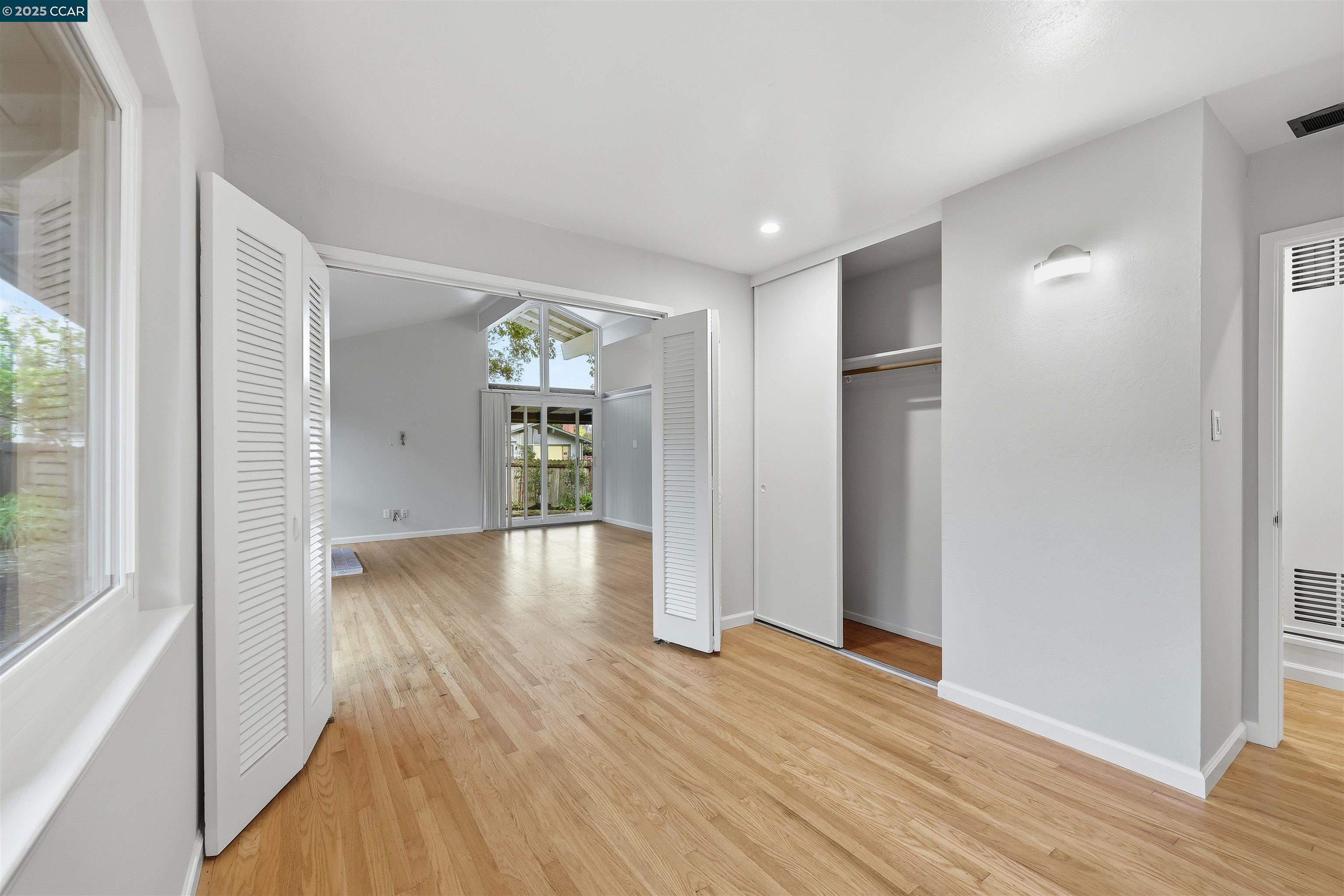 Richmond, California, 94806, United States, 3 Bedrooms Bedrooms, ,2 BathroomsBathrooms,Residential,For Sale,1989695