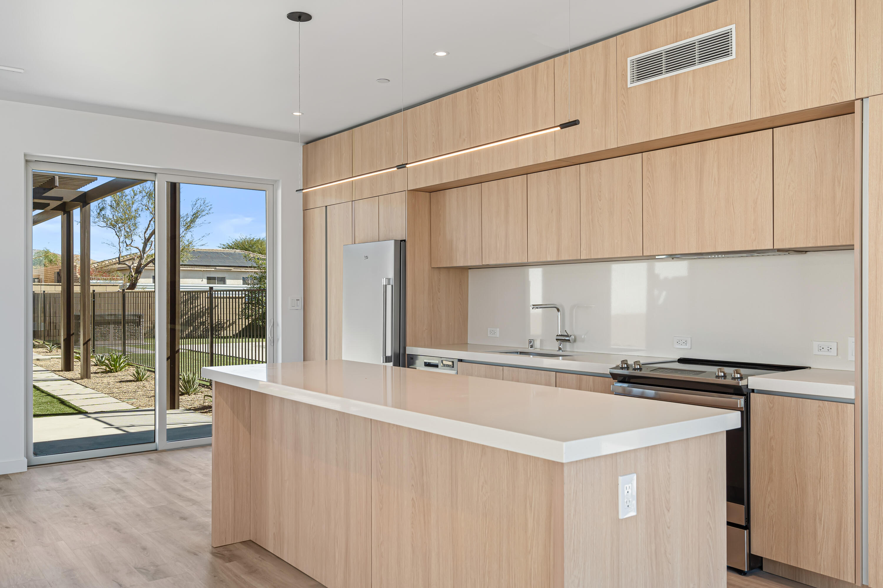 Desert Hot Springs, California, 92240, United States, 4 Bedrooms Bedrooms, ,Residential,For Sale,1998852