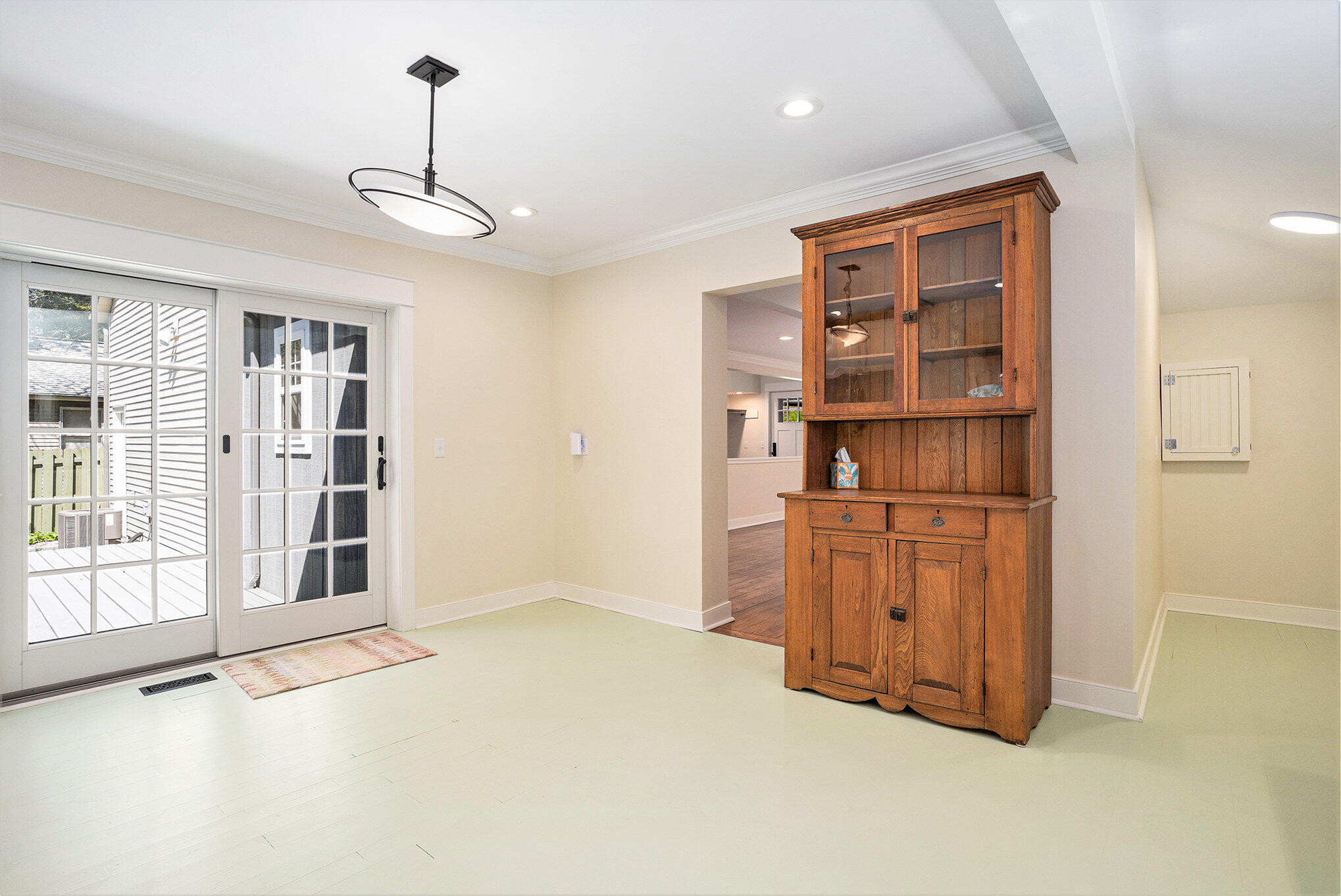 Saugatuck, Michigan, 49453, United States, 4 Bedrooms Bedrooms, ,3 BathroomsBathrooms,Residential,For Sale,1807495