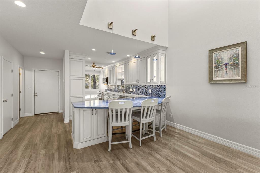 Longboat Key, Florida, 34228, United States, 2 Bedrooms Bedrooms, ,3 BathroomsBathrooms,Residential,For Sale,1743493