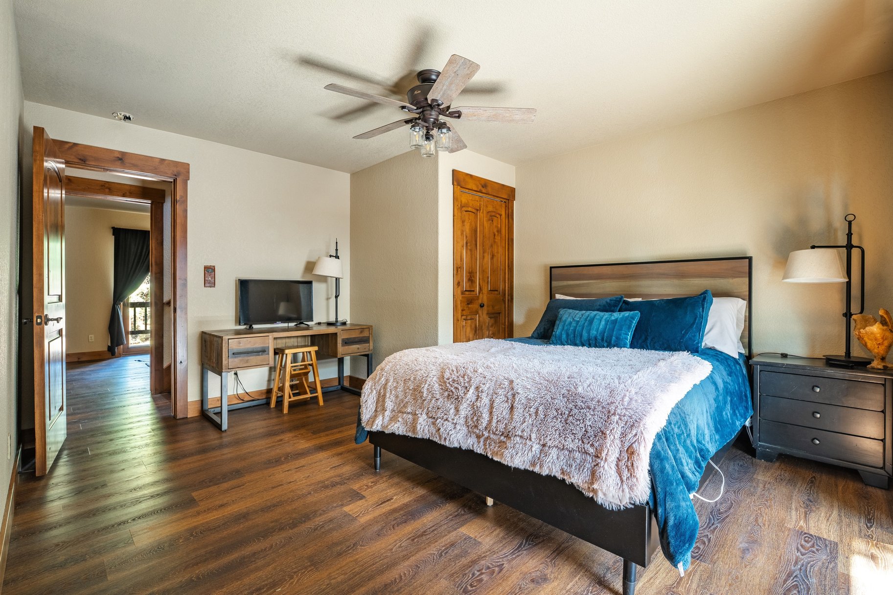  20-Acre Juniper Hills Estate with Panoramic Views - 物件實景