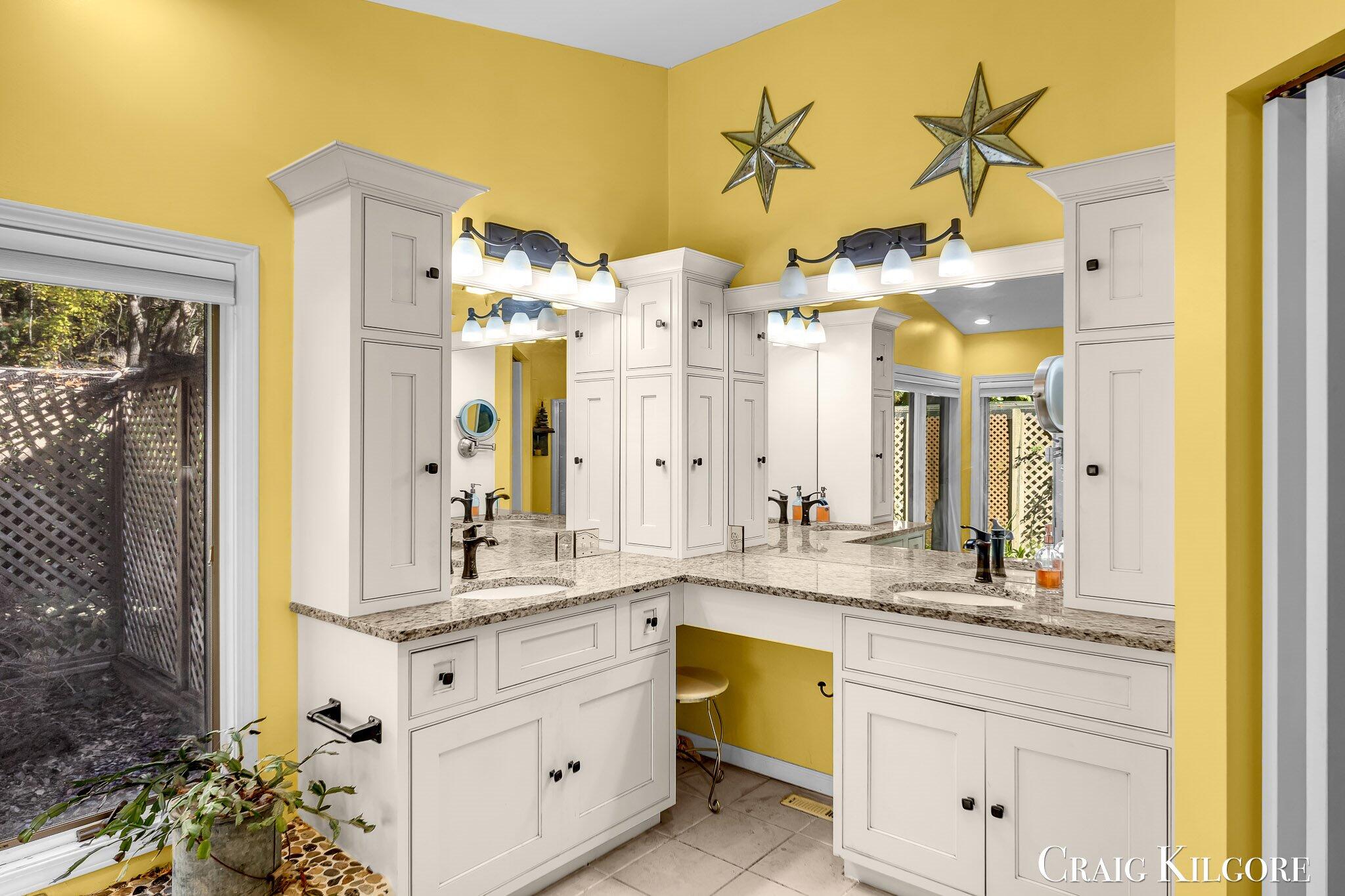 Spring Lake, Michigan, 49456, United States, 2 Bedrooms Bedrooms, ,3 BathroomsBathrooms,Residential,For Sale,2003157