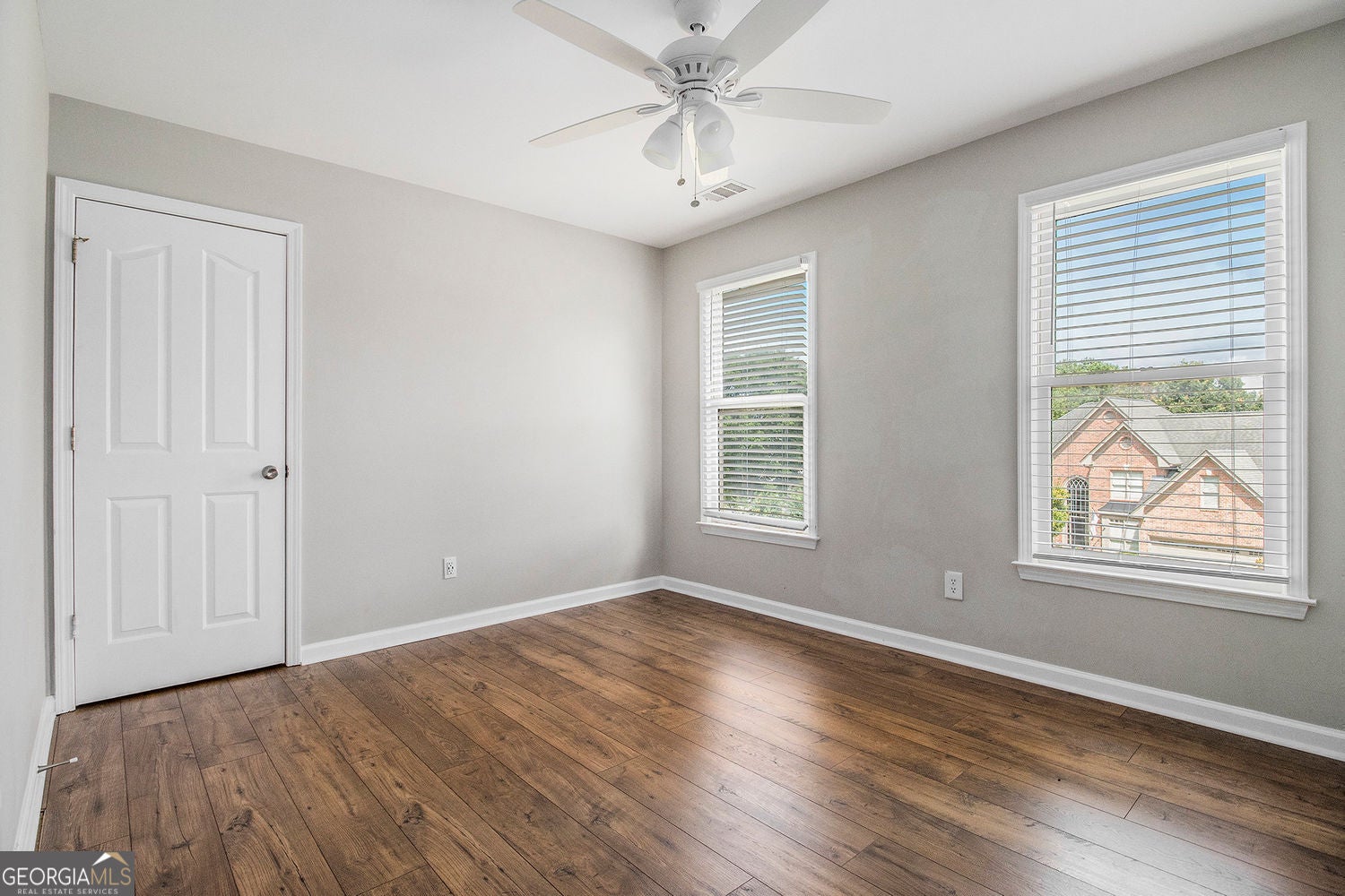 Johns Creek, Georgia, 30005, United States, 7 Bedrooms Bedrooms, ,5 BathroomsBathrooms,Residential,For Sale,1951994