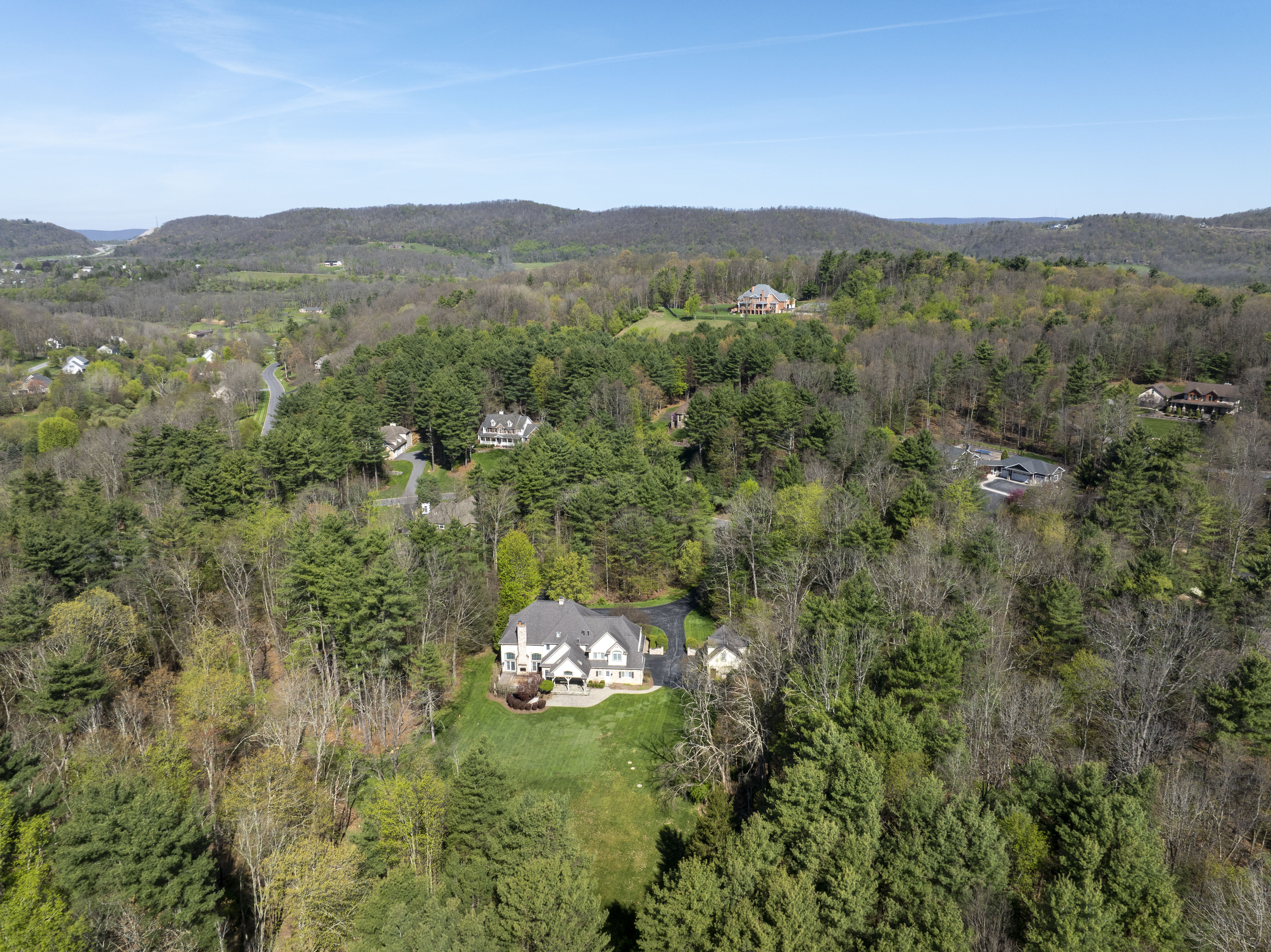  157 Manhasset Ct, Port Matilda, PA 16870 - 物件實景