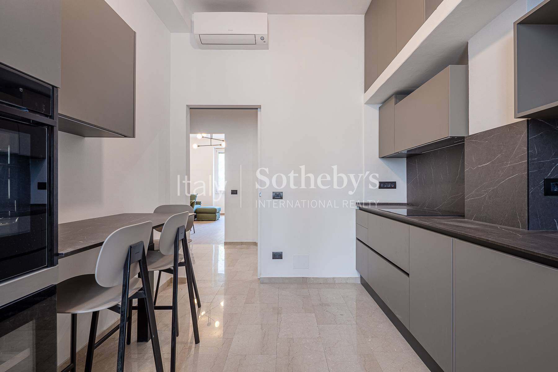  Move-In Ready Apartment Just Steps from the Duomo - 物件實景