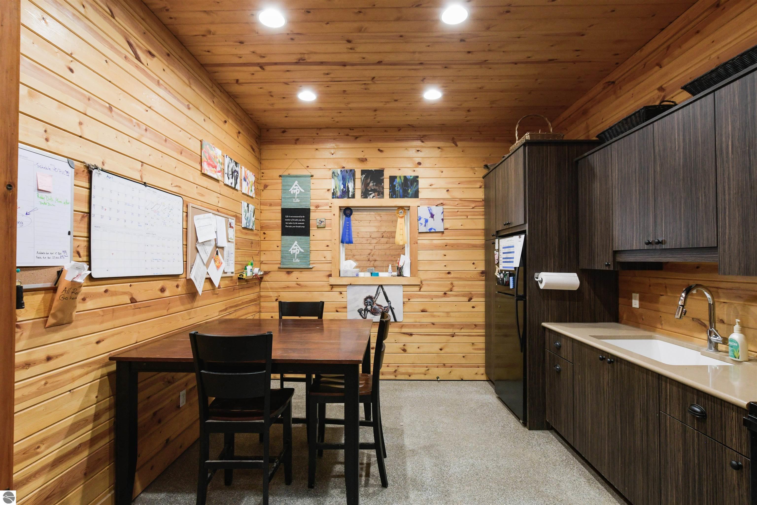 Traverse City, Michigan, 49686, United States, 3 Bedrooms Bedrooms, ,2 BathroomsBathrooms,Residential,For Sale,1819193