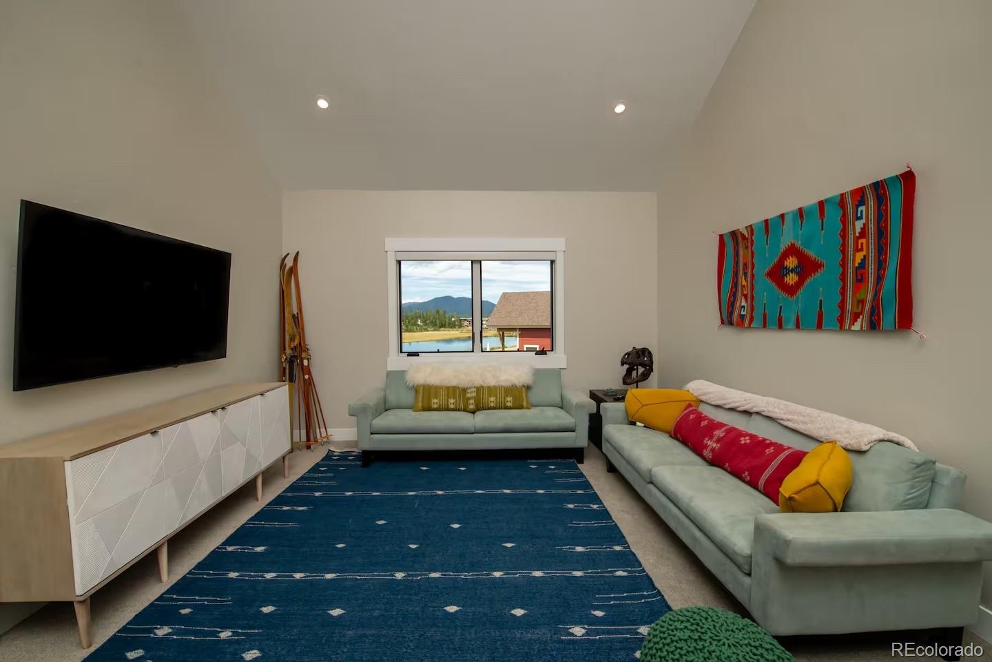 Fraser, Colorado, 80442, United States, 4 Bedrooms Bedrooms, ,3 BathroomsBathrooms,Residential,For Sale,1827136